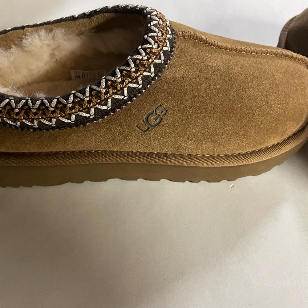 Ugg embroidered slippers brand new